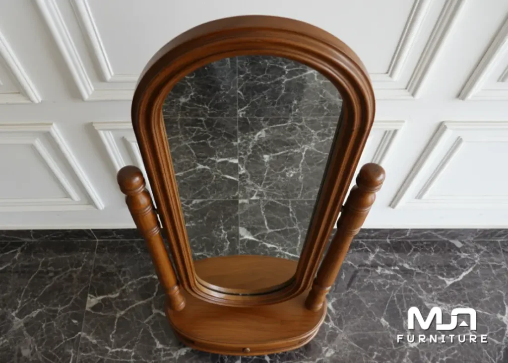 Pigura Cermin Rias Minimalis Terbaru