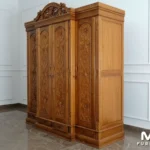 Lemari Pakaian Ukir Jepara Klasik Wardrobe Kamar Hotel